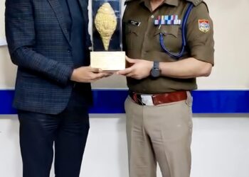 Emotional Farewell to SSP Ajay Singh on Transfer to STF