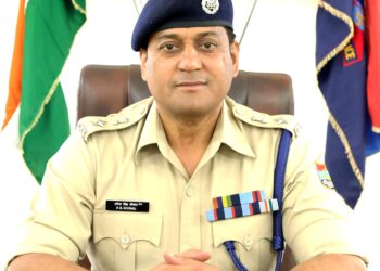 Police raid gambling den in Rishikesh; 12 policemen suspended